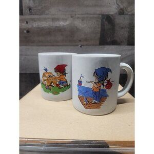 Vintage Ceramic Novelty Coffee Mugs Set 2 70s Girls